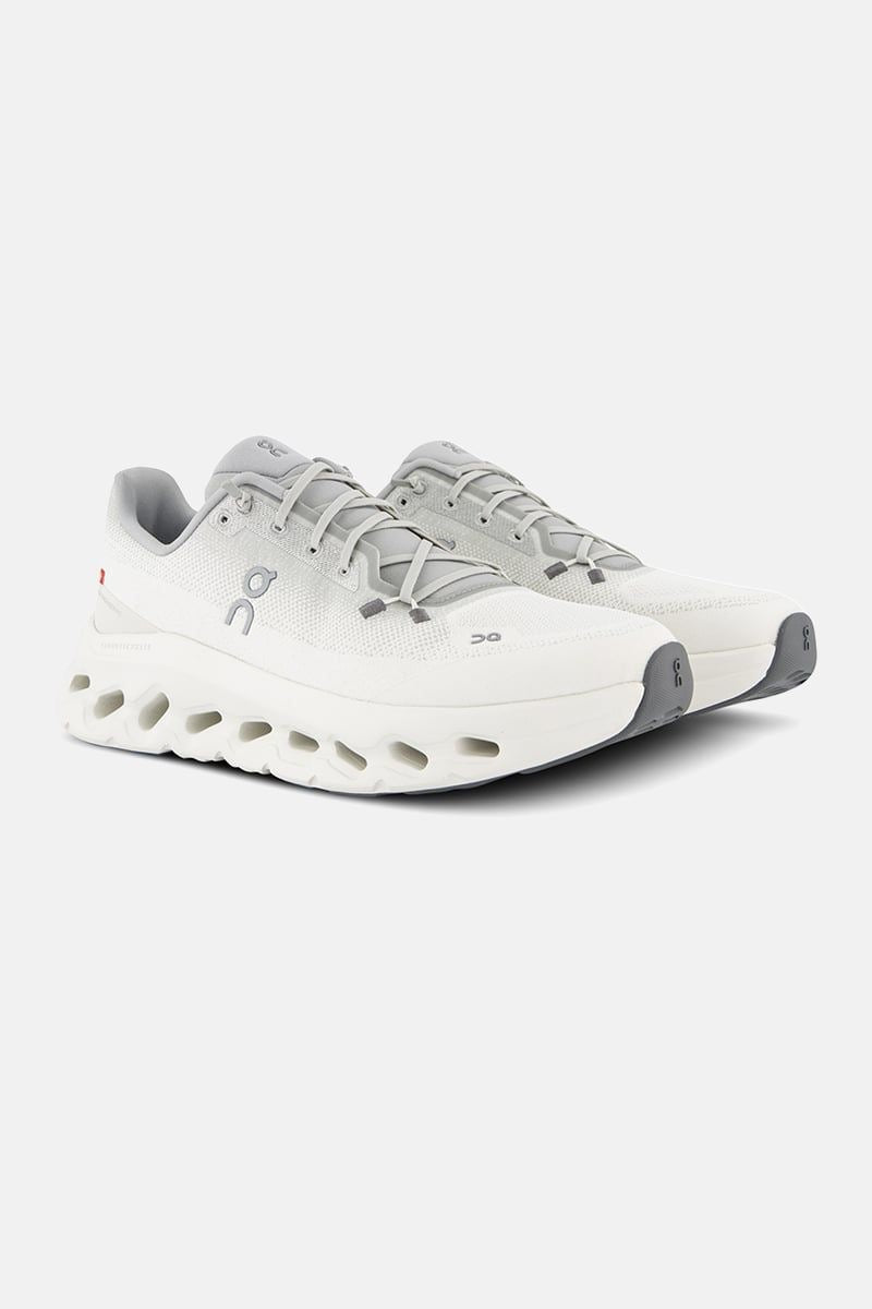 On cloud grey white 🇨🇭