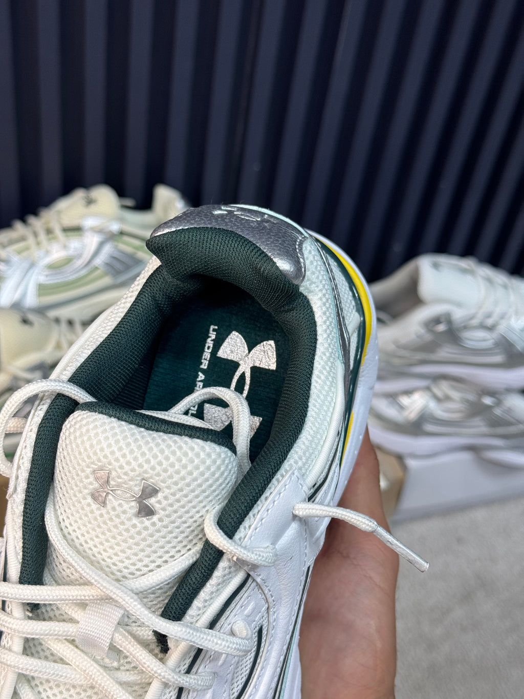 UNDER ARMOUR SOLA