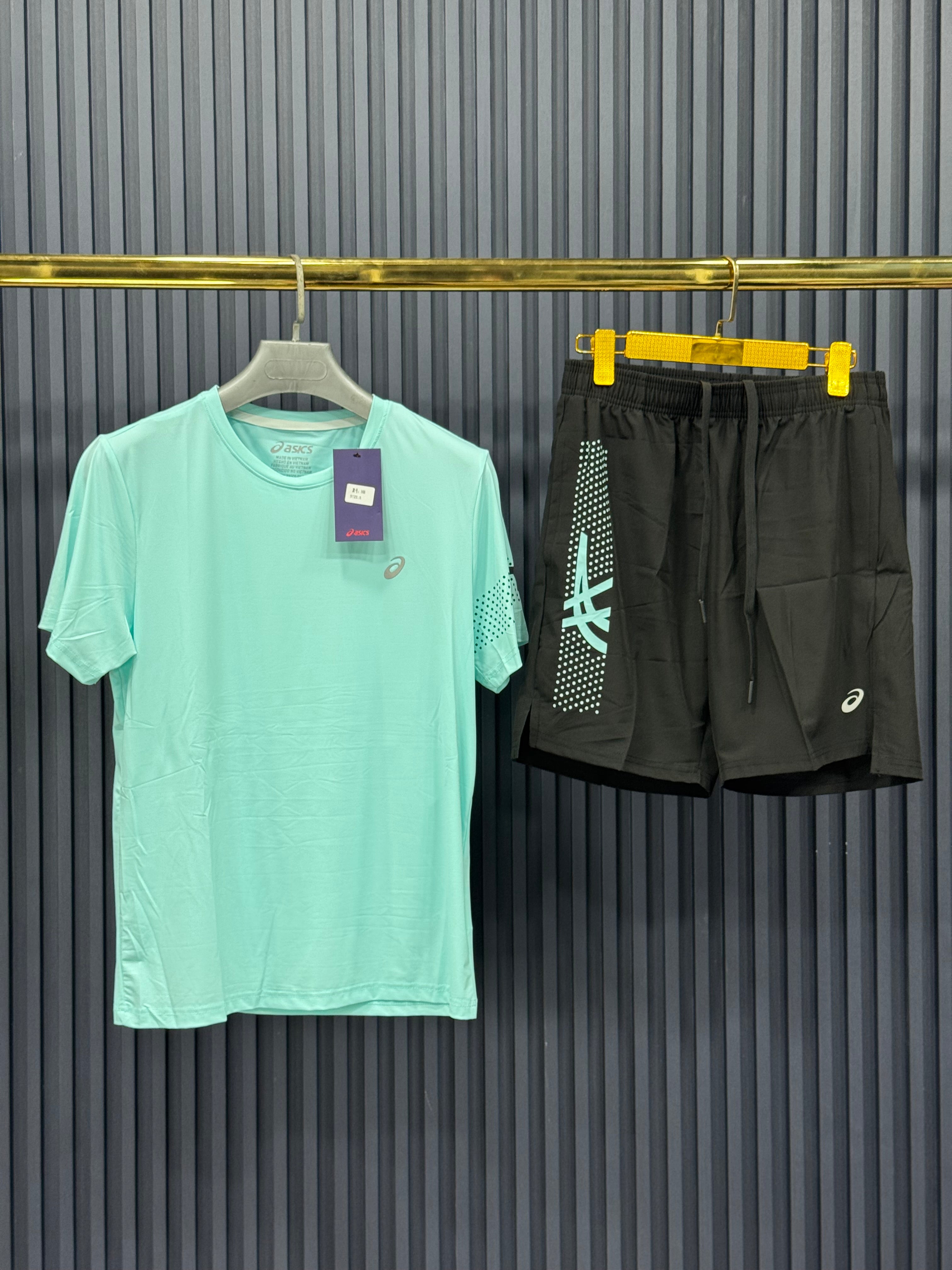 ENSEMBLE ASICS VERT D’EAU