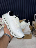 ON CLOUD BEIGE BLACK