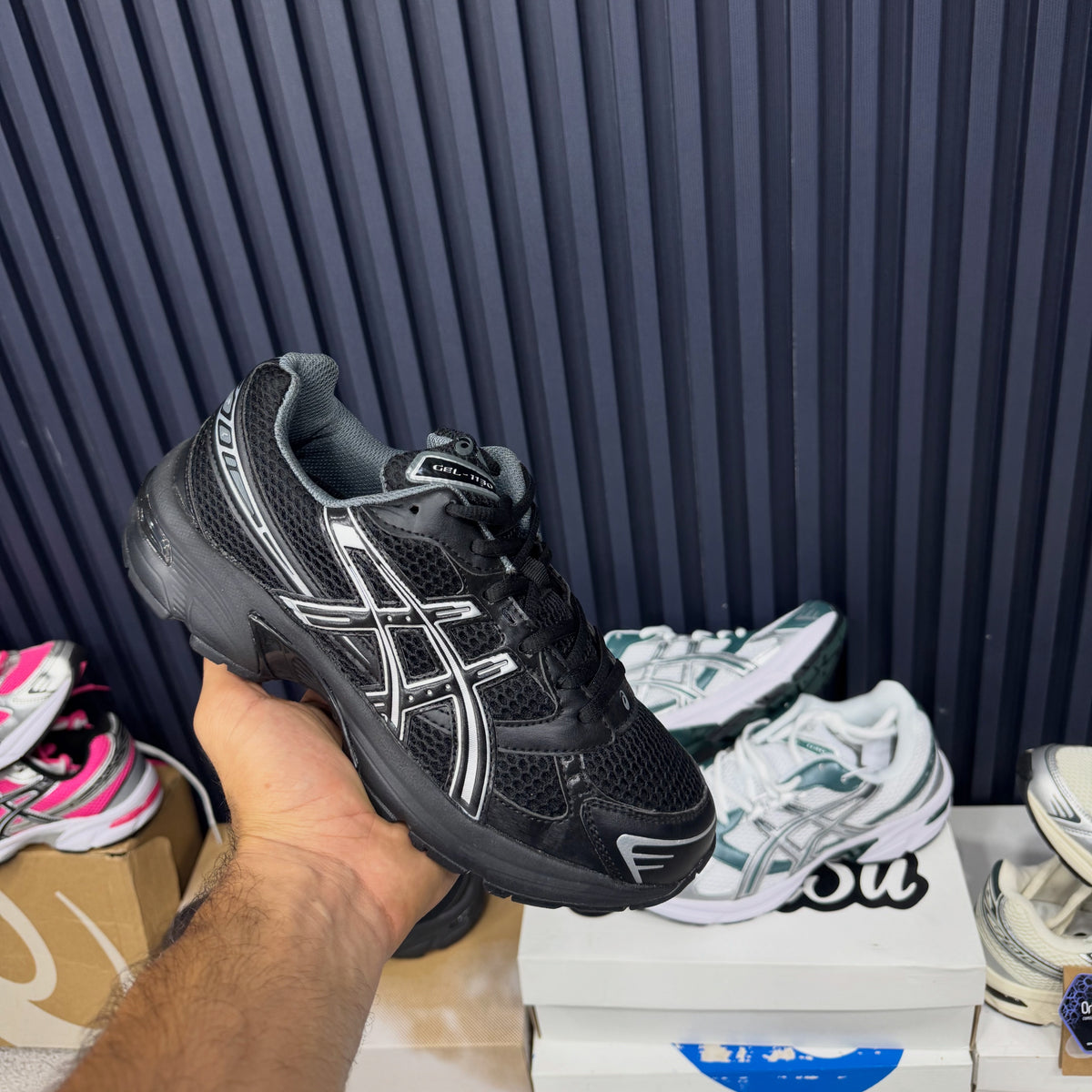 ASICS 1130 black