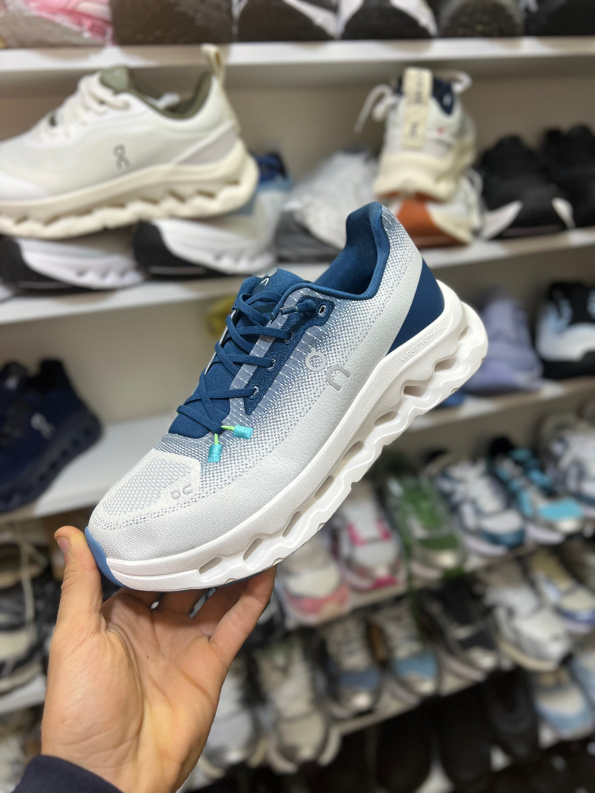ON CLOUD TILT IVORY BLEU