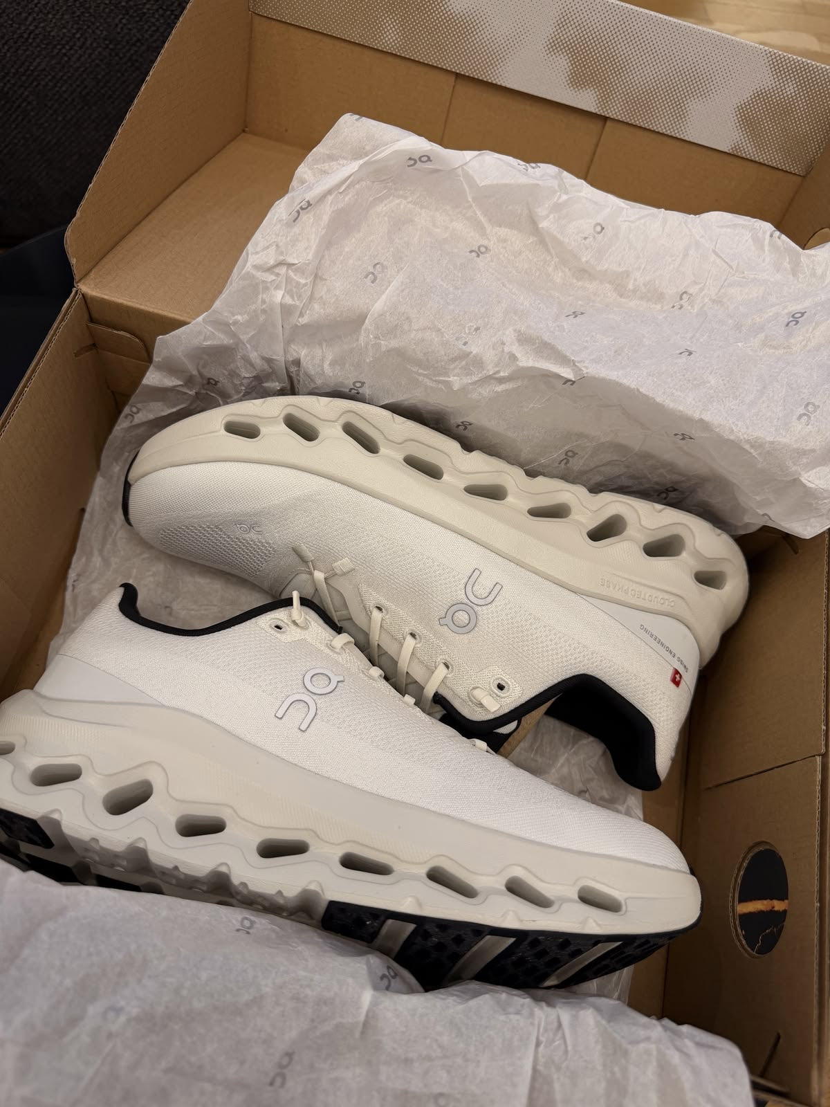 ON CLOUD TILT BEIGE NEW