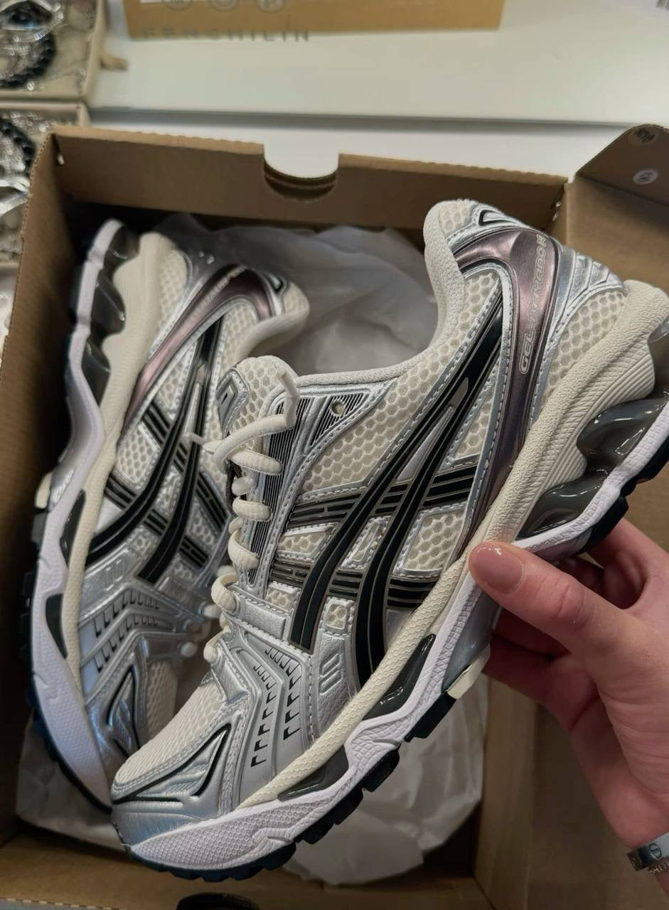 KAYANO 14