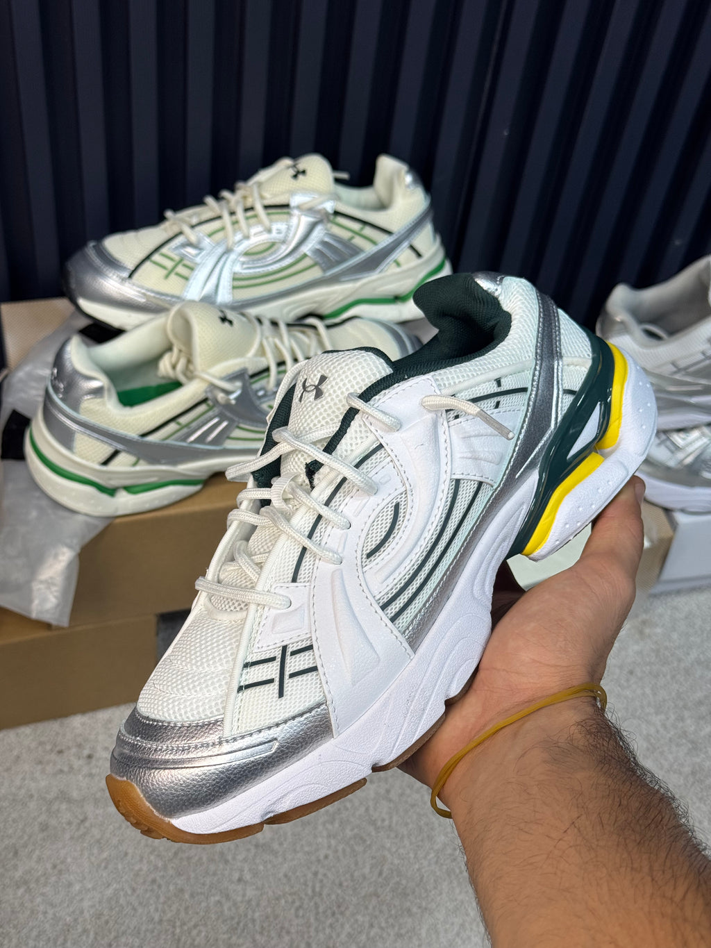UNDER ARMOUR SOLA