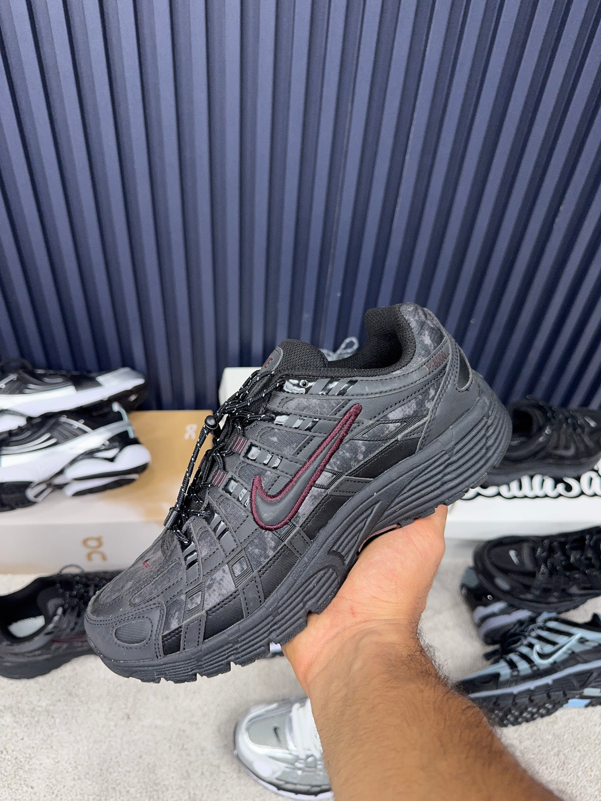 NIKE P6000 GREY RED