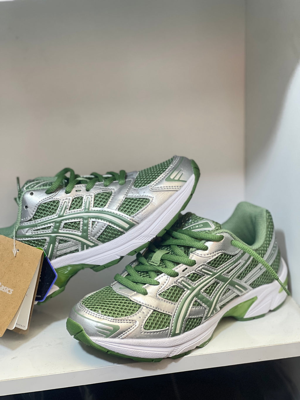 ASICS 1130 green double lacet