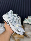 NEW BALANCE 740 white