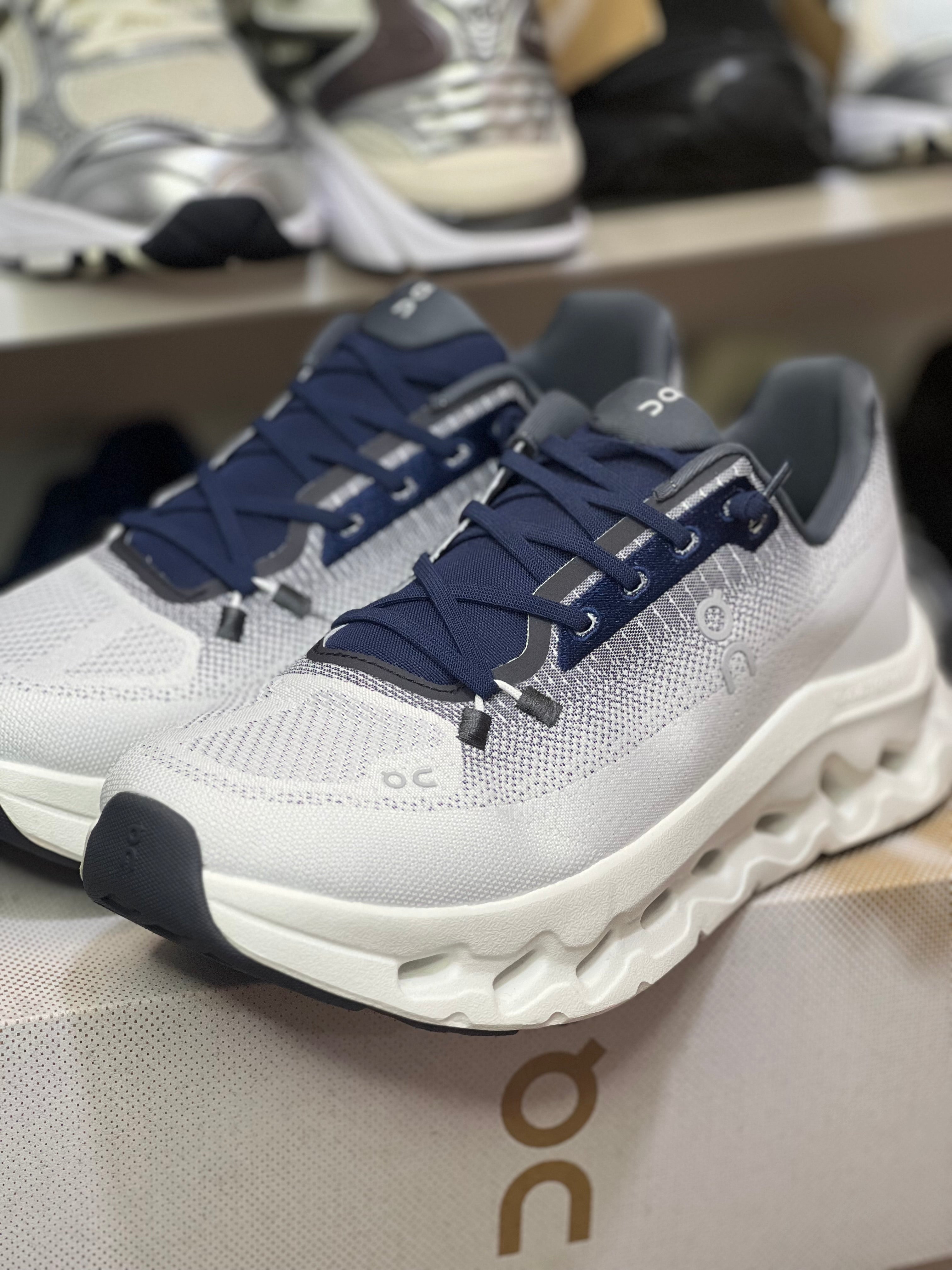 On cloud tilt blue