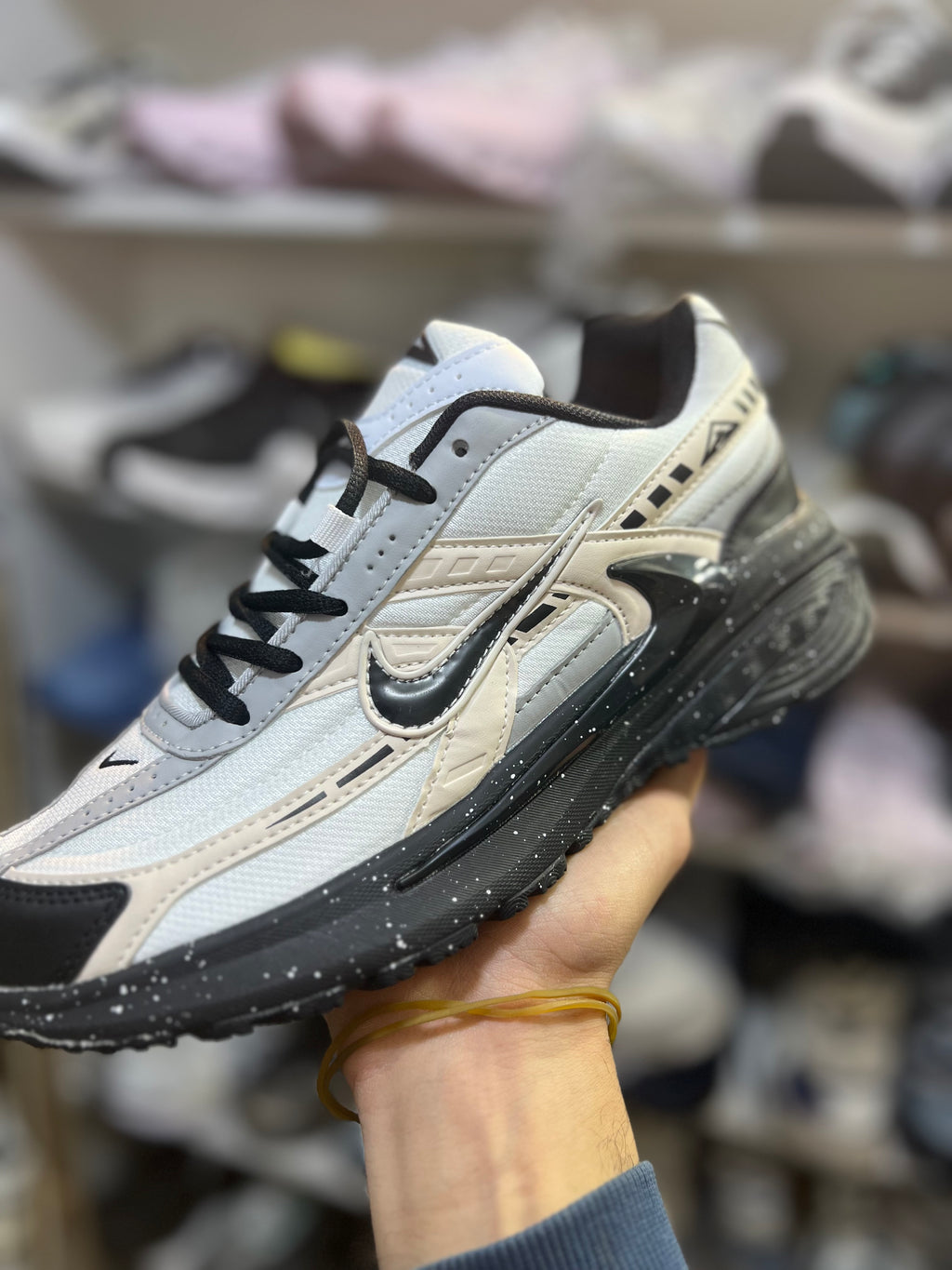 Nike initiator
