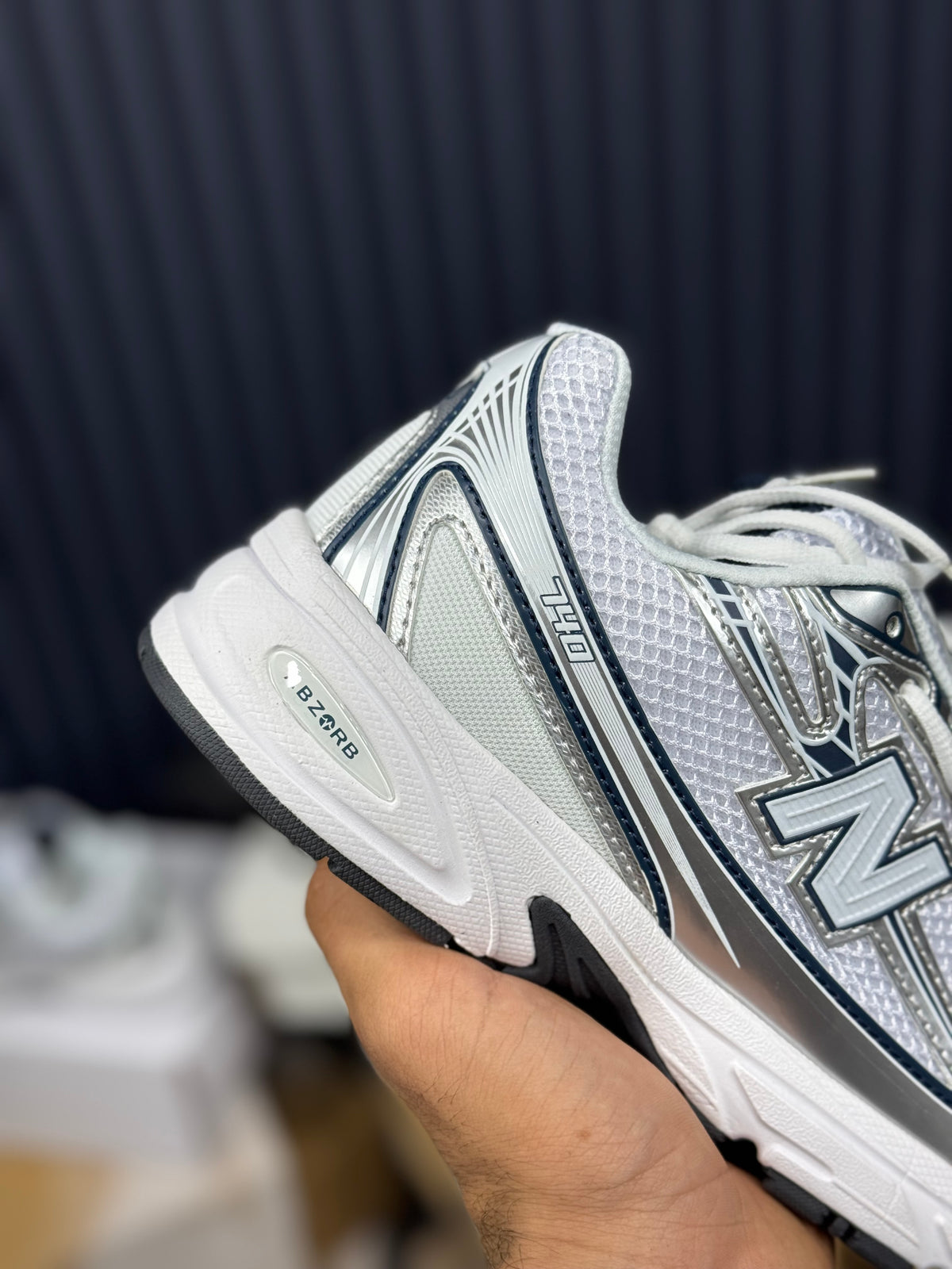 NEW BALANCE 740 white