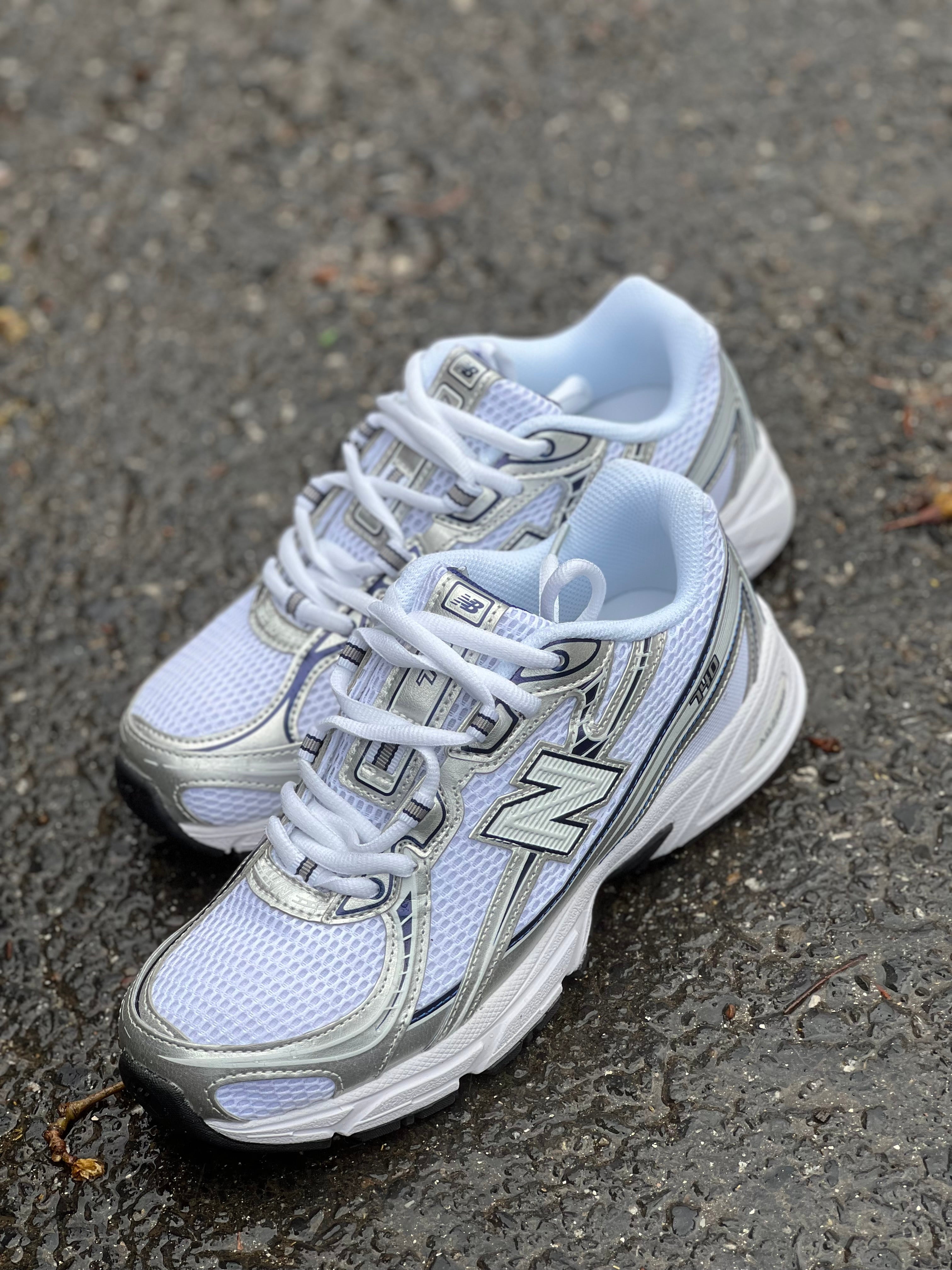 NB740
