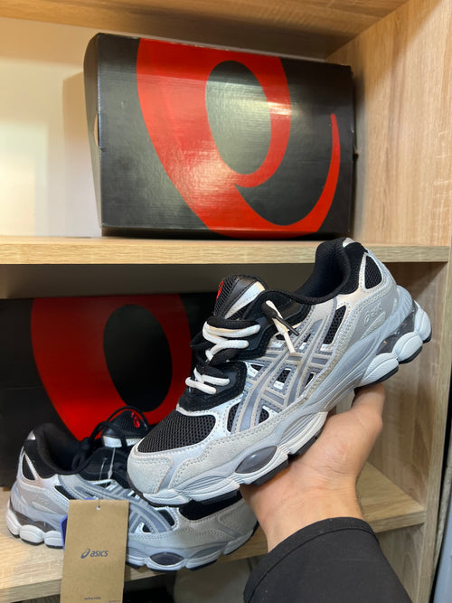 ASICS NYC DOUBLE LACET &BOX