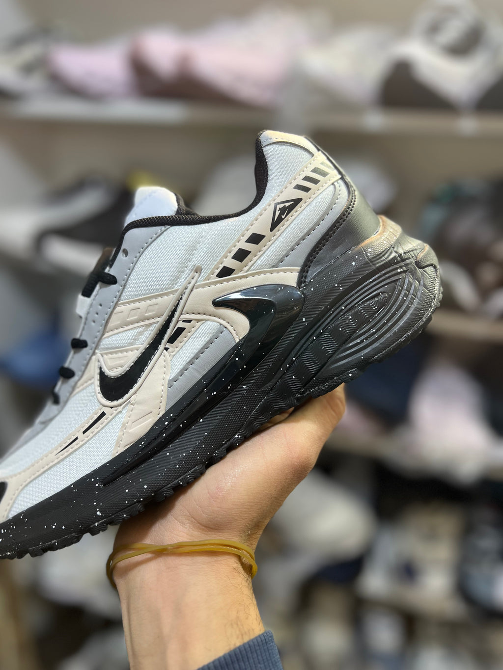 Nike initiator