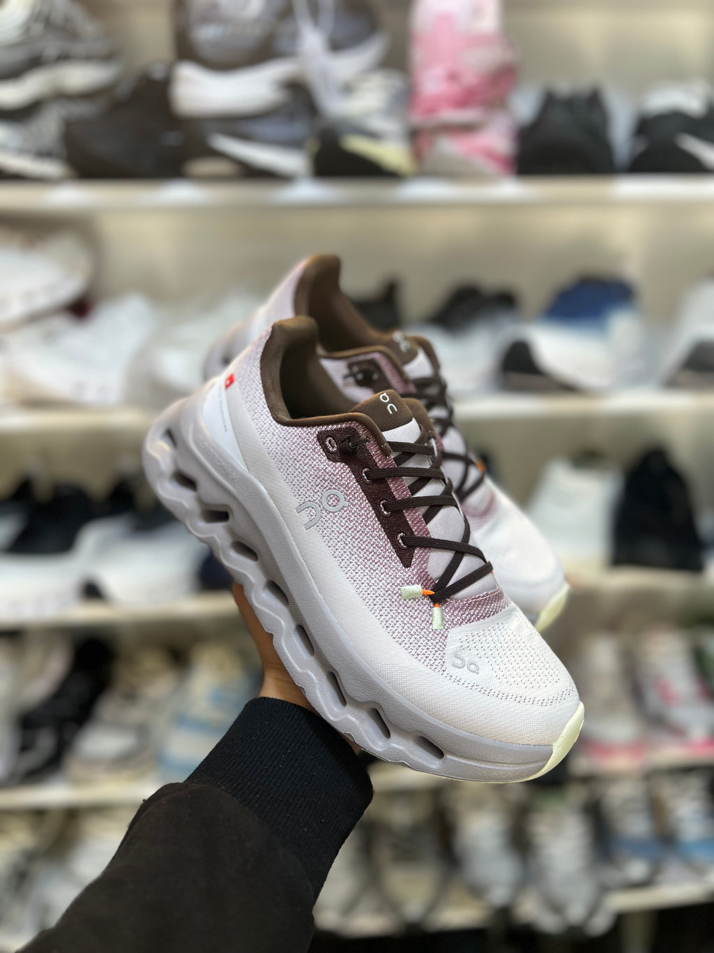 ON CLOUD FOR 👩