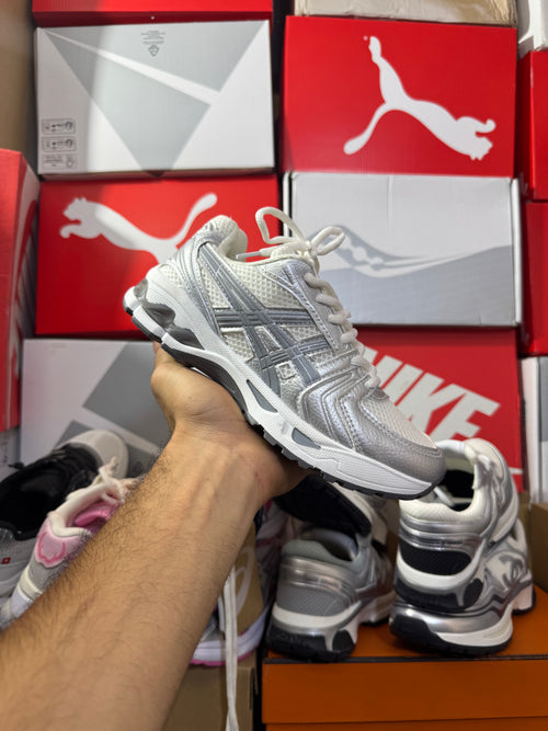 Asics kayano 14 good cadet