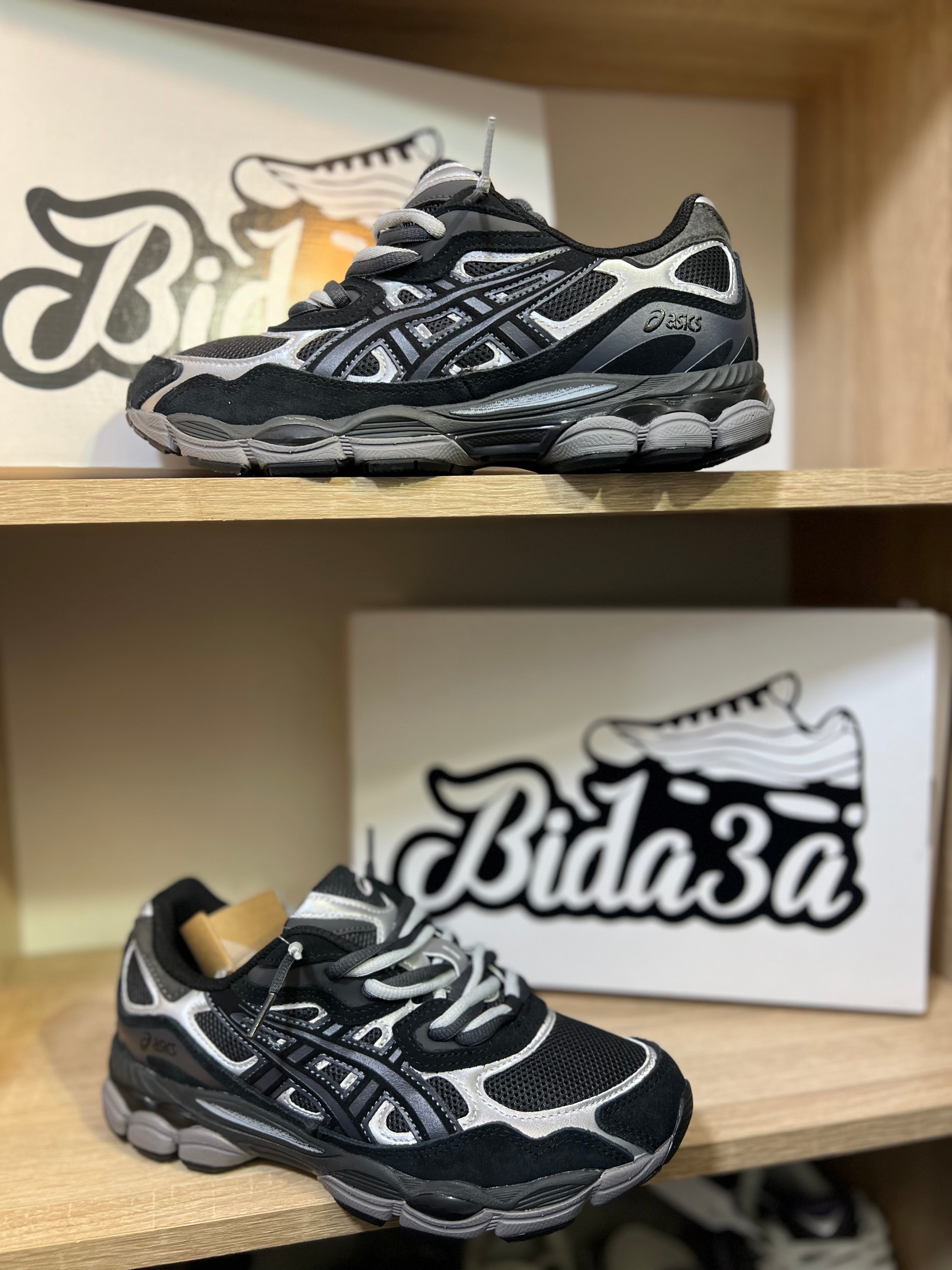ASICS NYC DOUBLE LACET