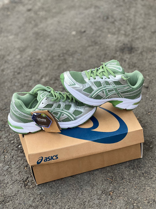 ASICS 1130 green double lacet
