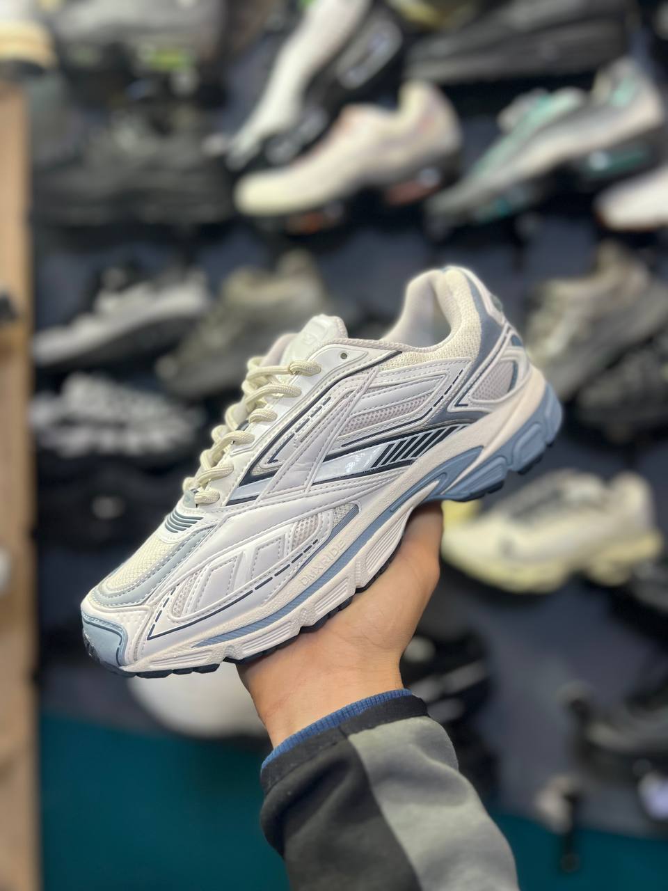 Reebok Baskets PREMIER ROAD ULTRA en blanc / bleu gris